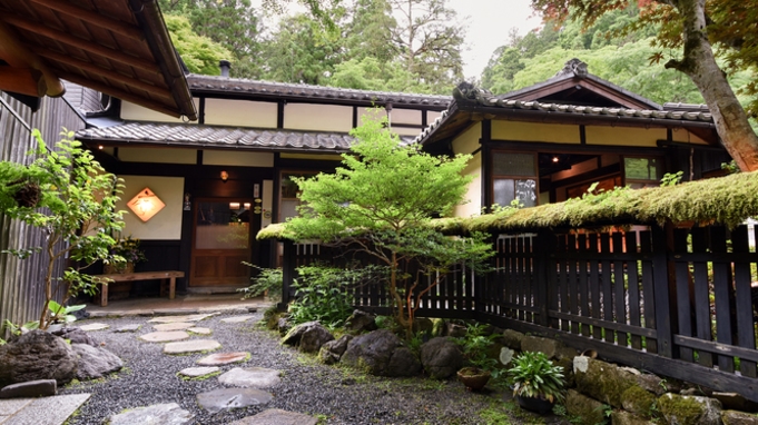 ＜京会席【竹】＞〜日帰り昼食〜見た目の麗しさにも心を砕き、彩り豊かな旬素材